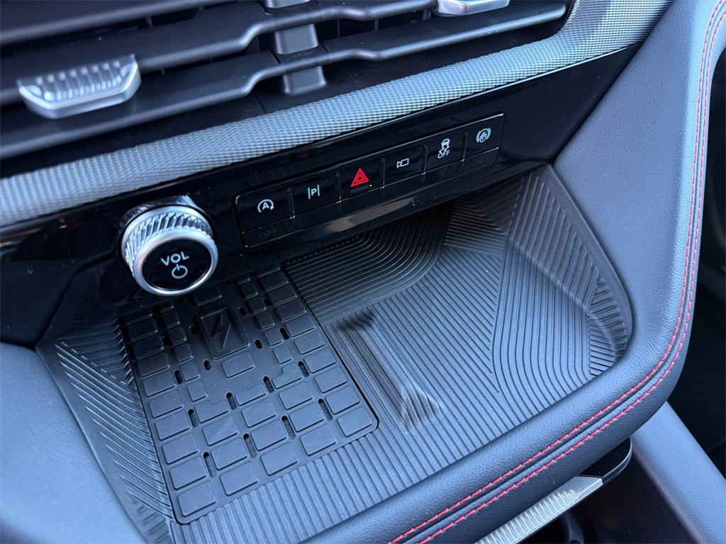 New 2025 Ford Explorer ST-Line w/ Premium Package image 19