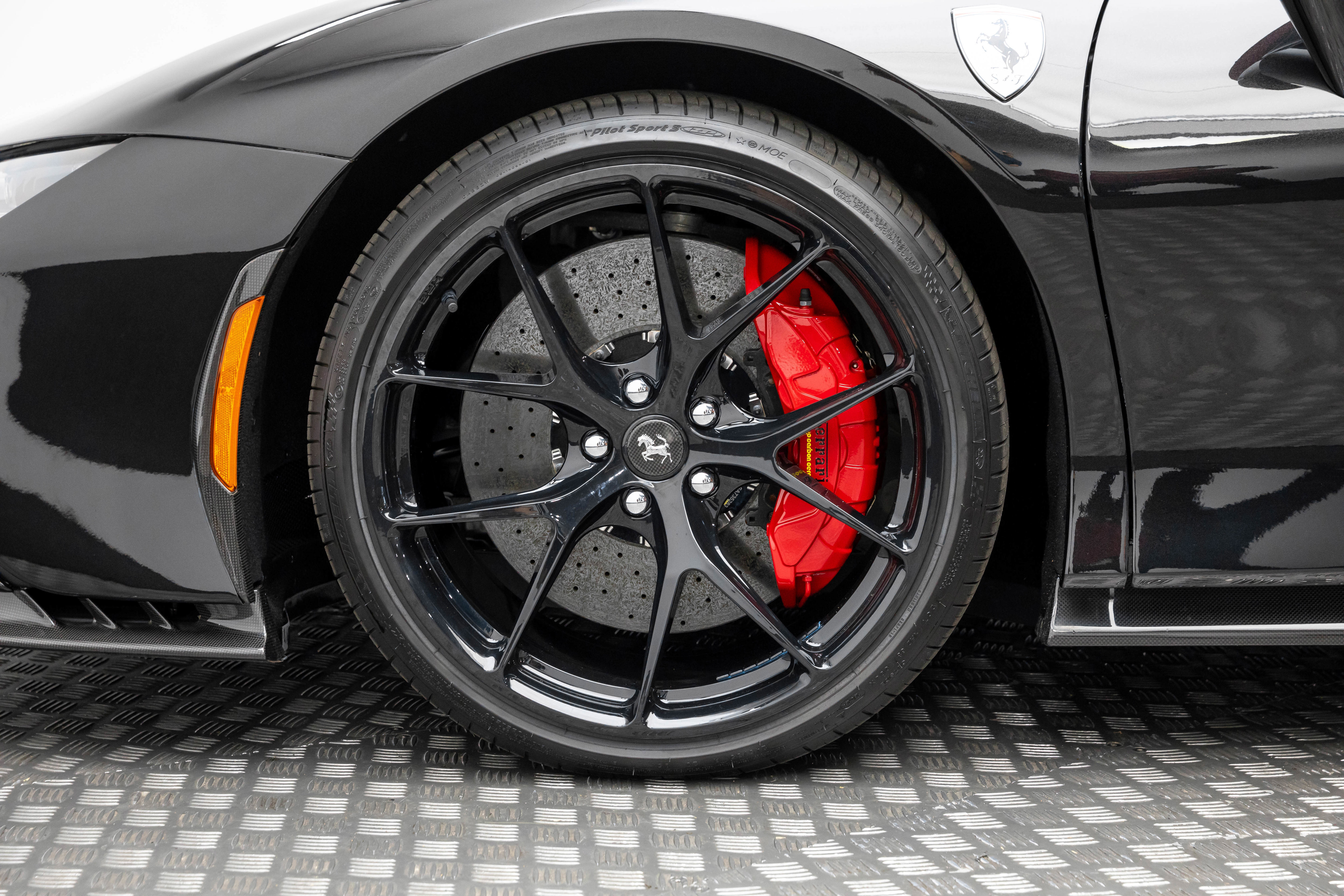 Used 2023 Ferrari SF90 Stradale image 39