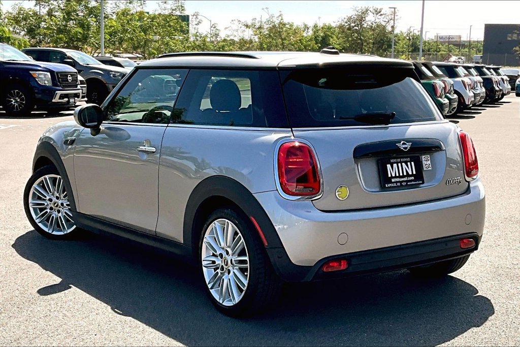 Used 2024 MINI Cooper SE FWD image 12