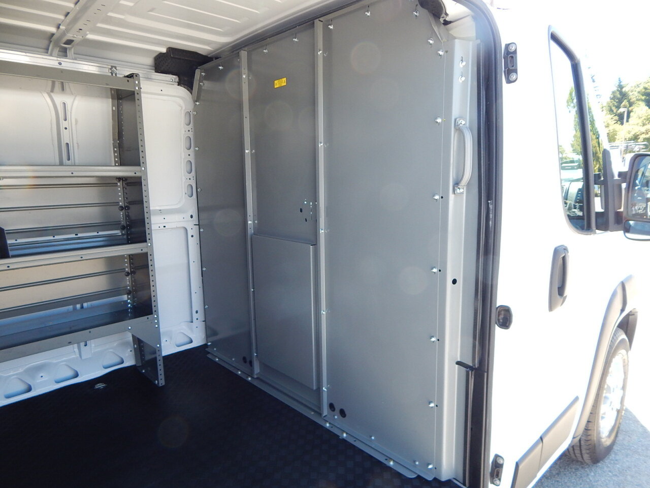 Used 2025 RAM ProMaster 1500 w/ Quick Order Package 22G SLT FWD image 12
