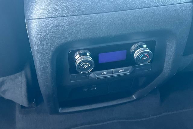 Used 2025 Buick Enclave Sport Touring image 15