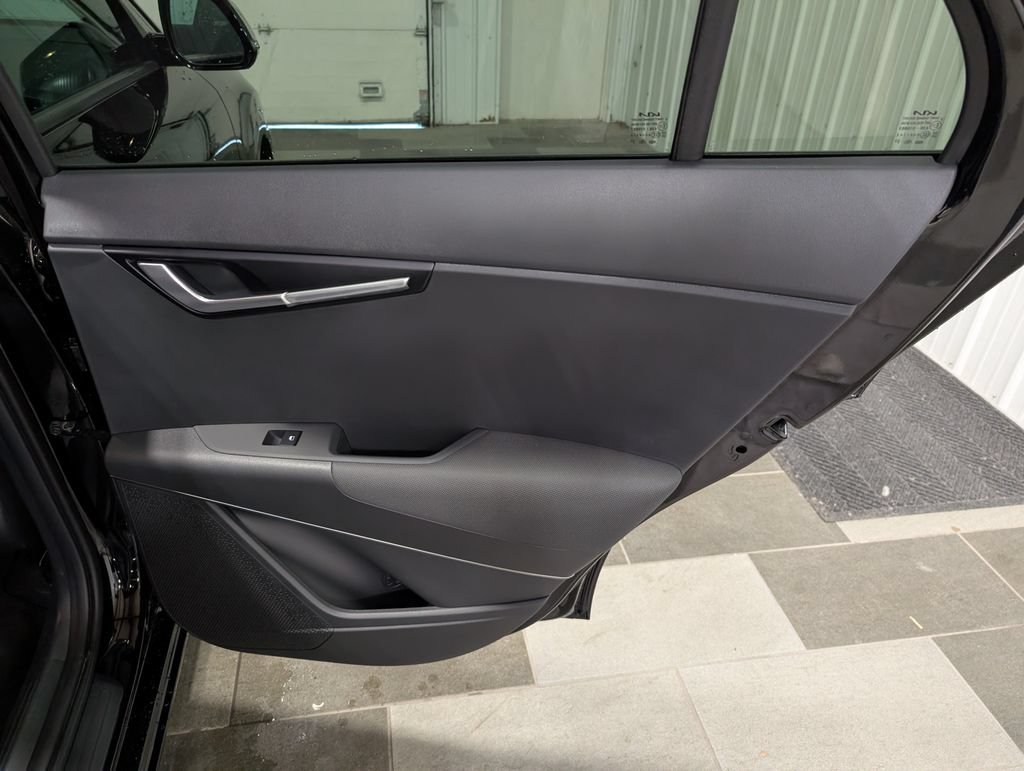 Used 2024 Kia Niro Wind FWD image 24