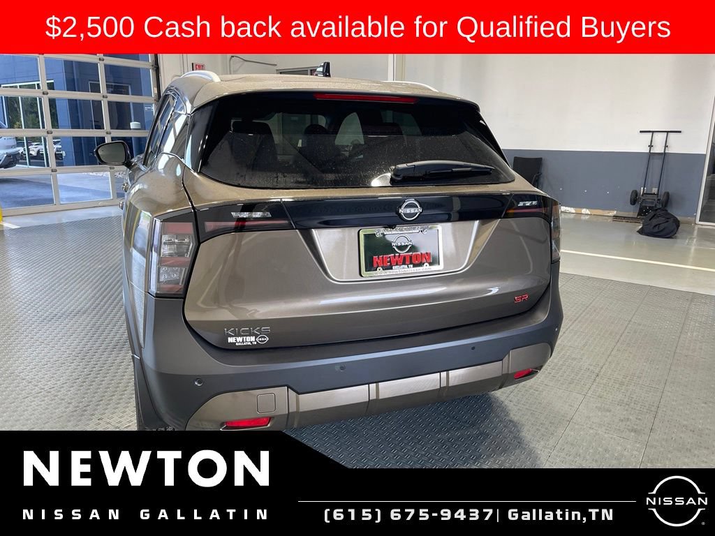 New 2026 Nissan Kicks SR FWD image 7