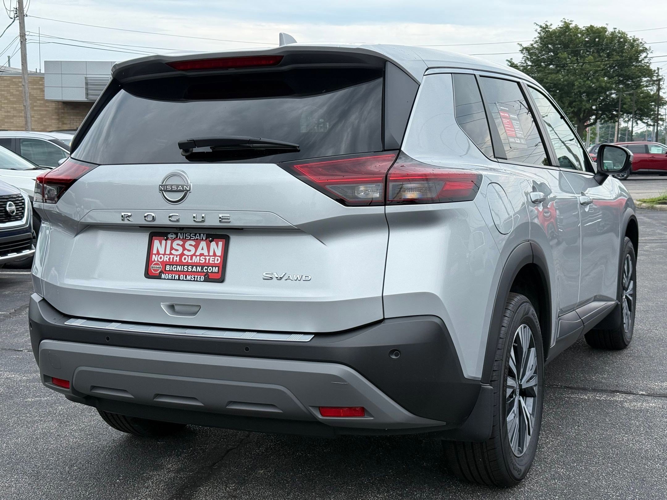 Certified 2022 Nissan Rogue SV image 5