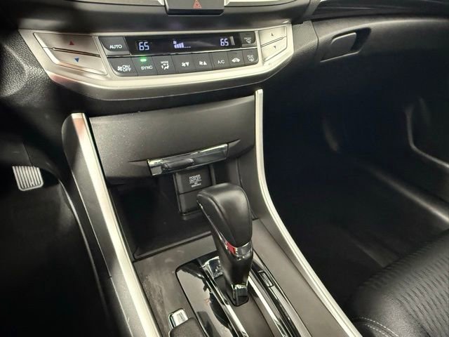 Used 2015 Honda Accord Sport image 25