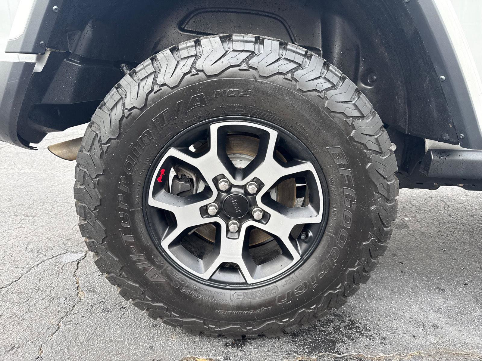 Used 2023 Jeep Wrangler Unlimited Rubicon w/ Cold Weather Group image 37