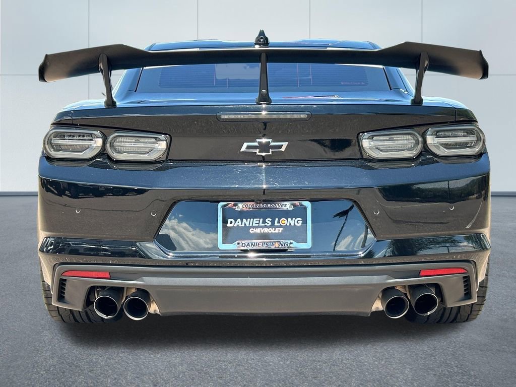 Used 2021 Chevrolet Camaro SS RWD image 4