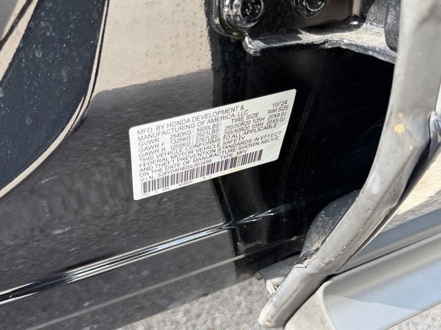 Certified 2025 Acura MDX w/ Technology Package FWD image 25