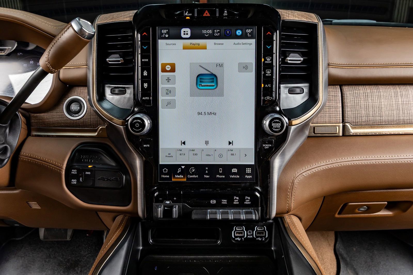 Used 2023 RAM 3500 Limited image 23