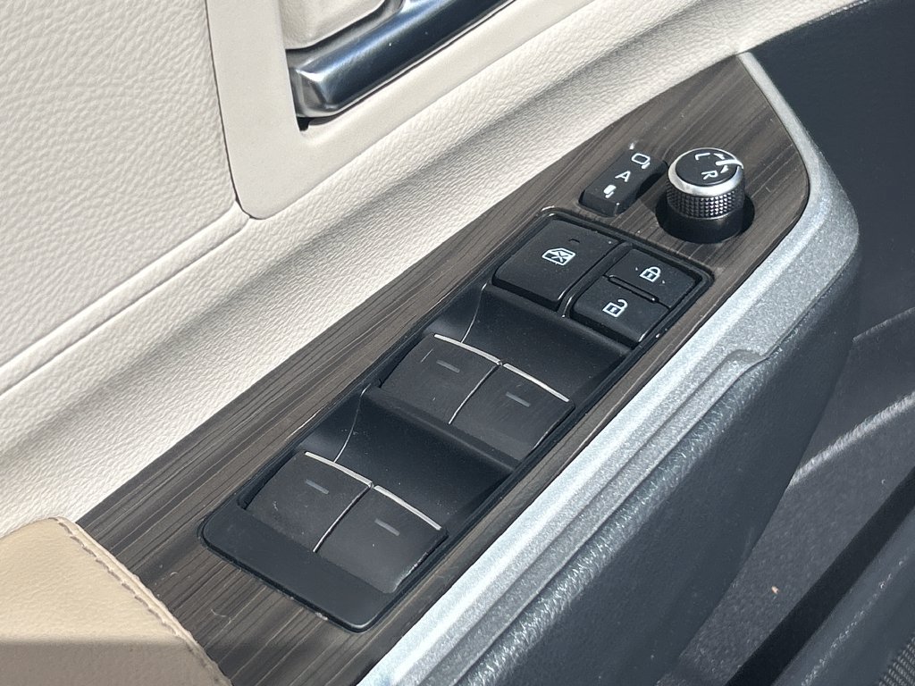 Certified 2022 Toyota Sienna Limited AWD/4WD image 20