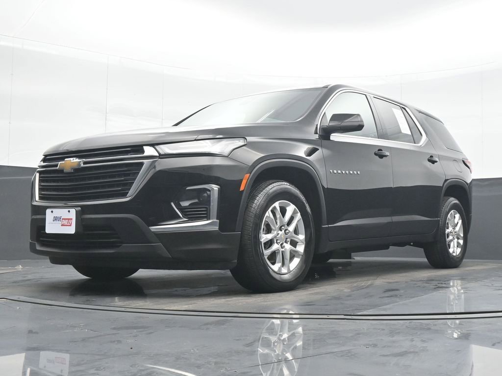 Used 2023 Chevrolet Traverse LS w/ LPO, Floor Liner Package image 16
