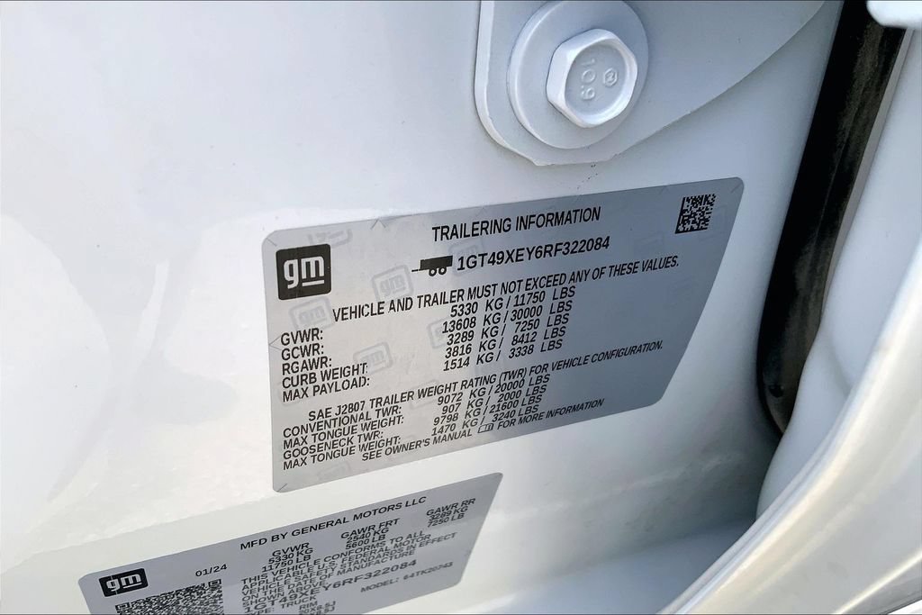 Used 2024 GMC Sierra 2500 Denali Ultimate w/ Max Trailering Package AWD/4WD image 33