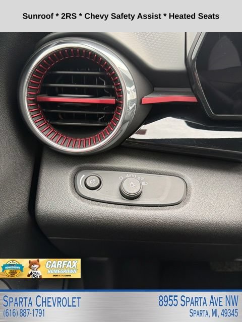 Used 2024 Chevrolet Trax RS w/ Sunroof Package FWD image 20