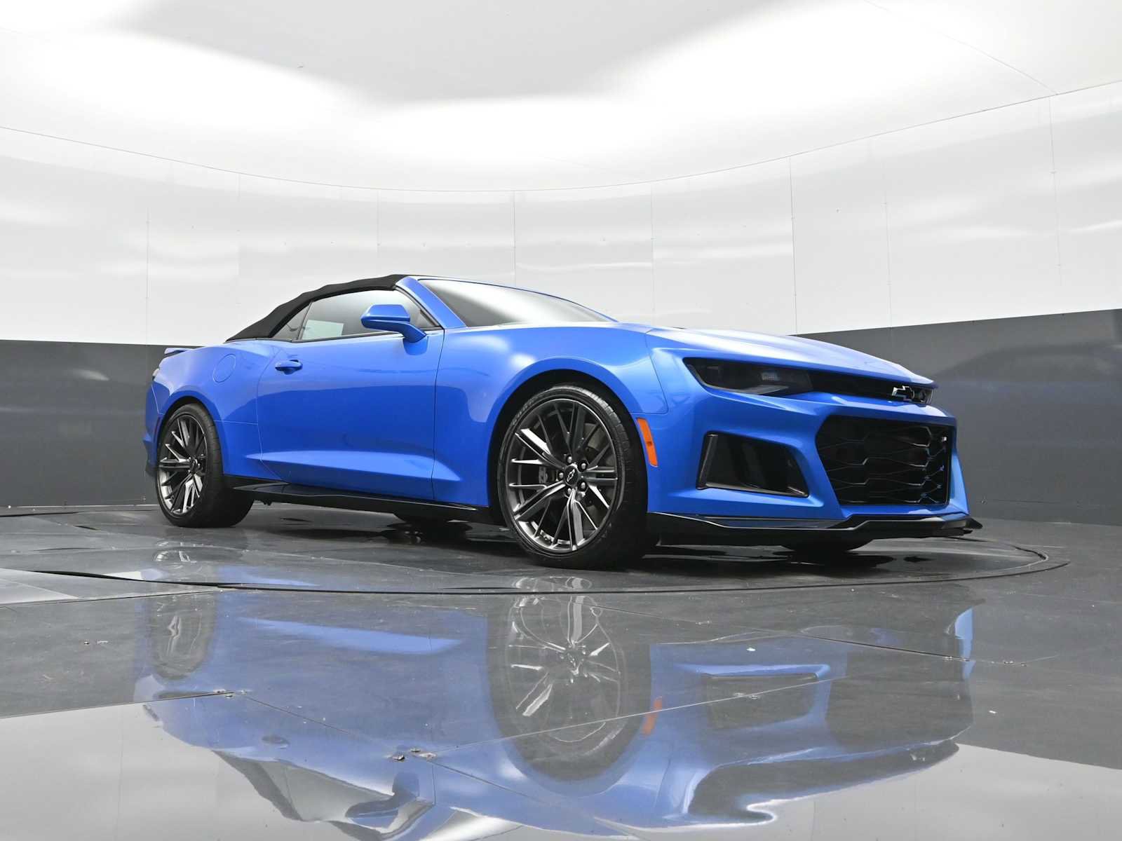 Used 2024 Chevrolet Camaro ZL1 image 25