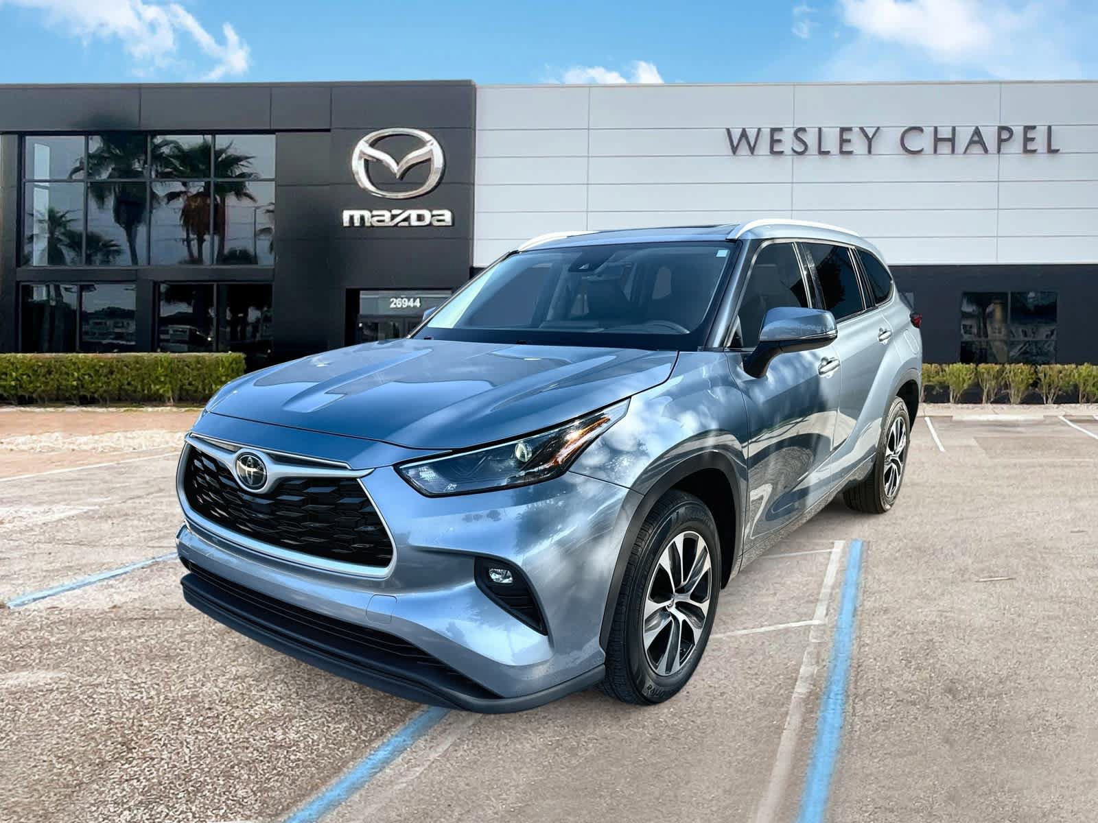 Used 2022 Toyota Highlander XLE