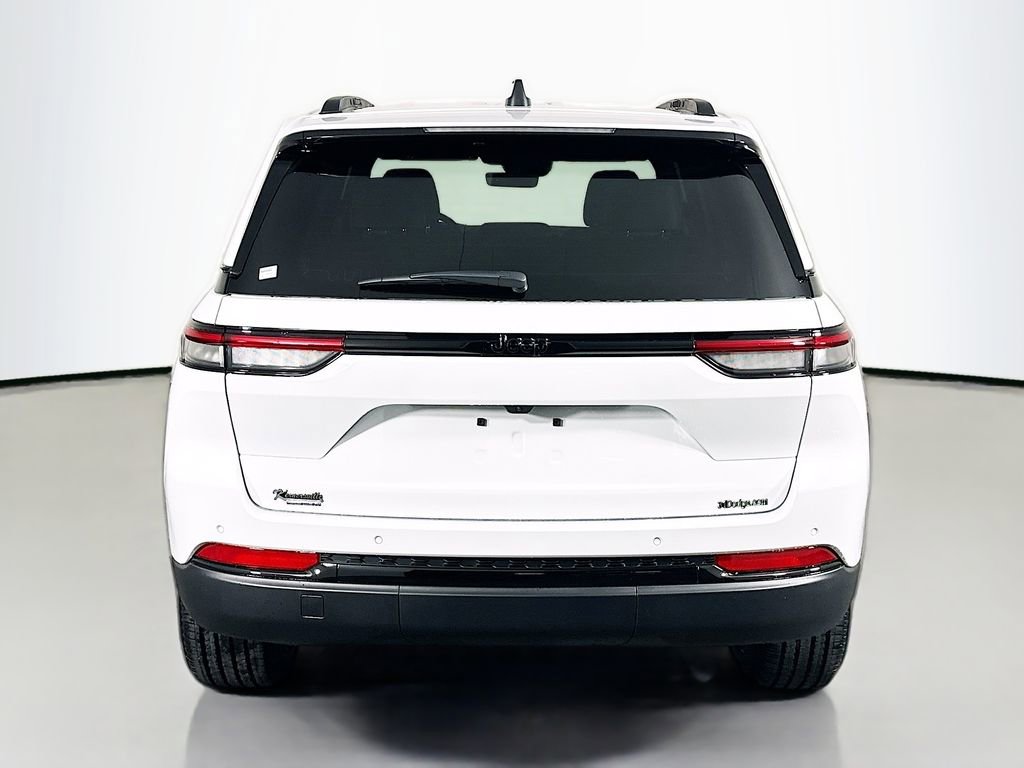 New 2025 Jeep Grand Cherokee Altitude image 6