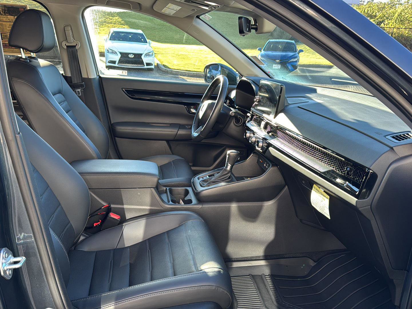 Used 2023 Honda CR-V EX-L image 10