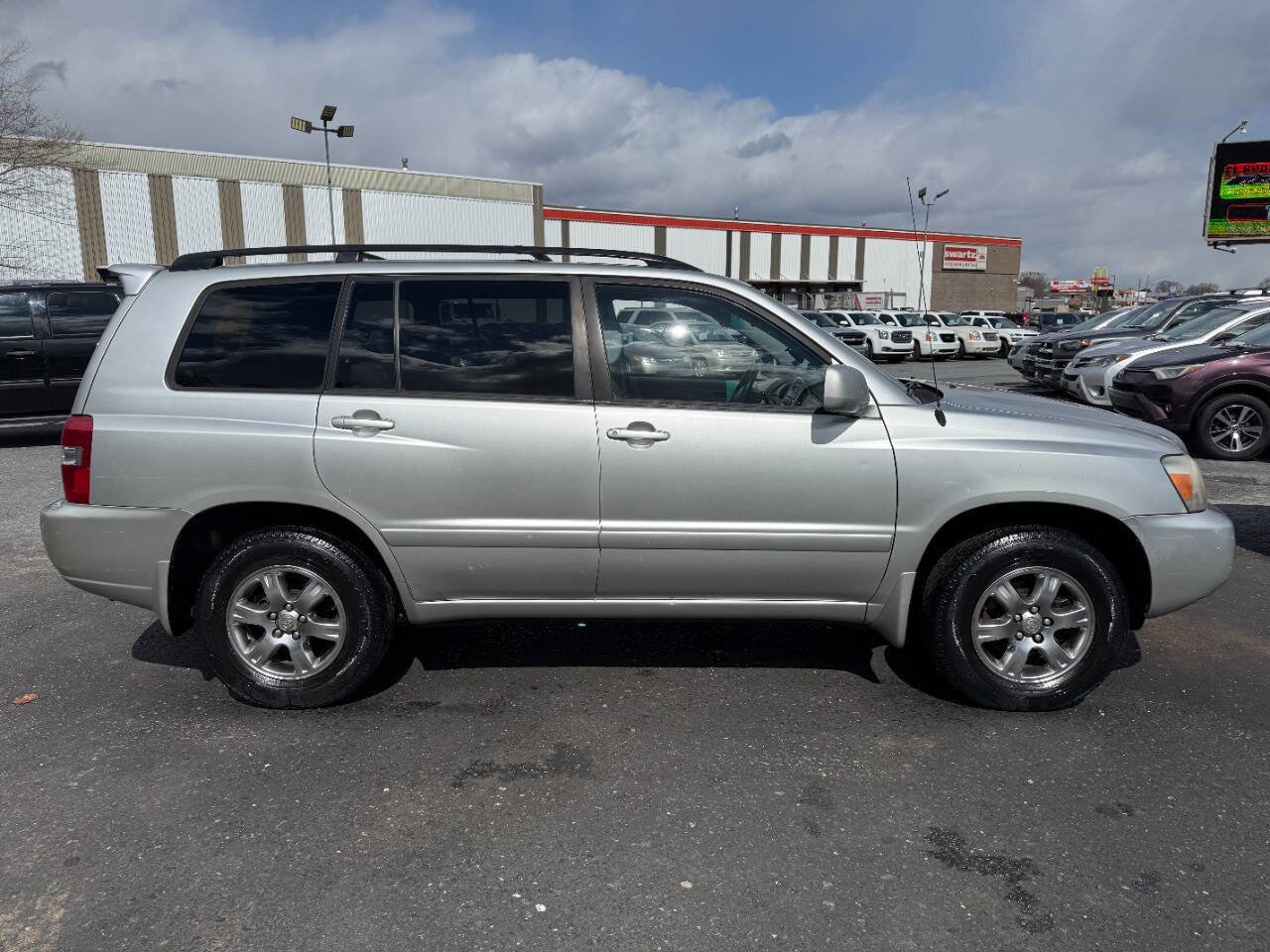 Used 2007 Toyota Highlander Sport image 4
