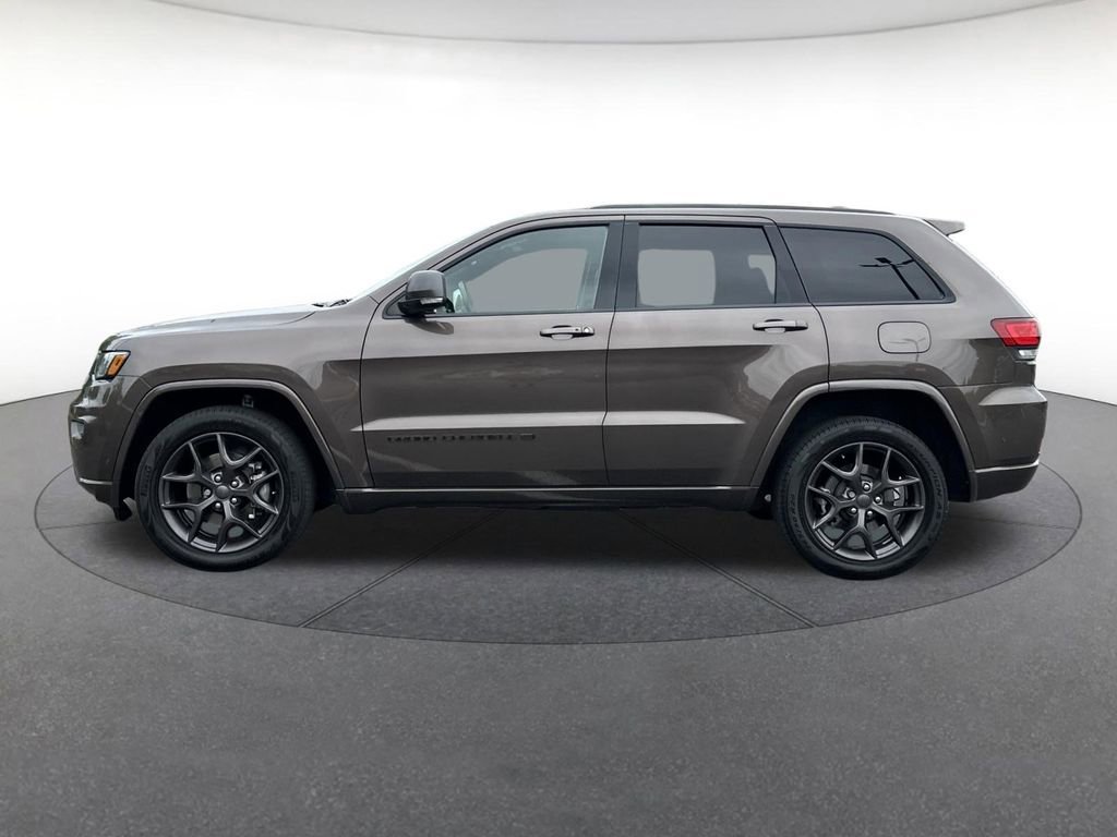 Certified 2021 Jeep Grand Cherokee Limited w/ Quick Order Package 28K 80th AWD/4WD image 2