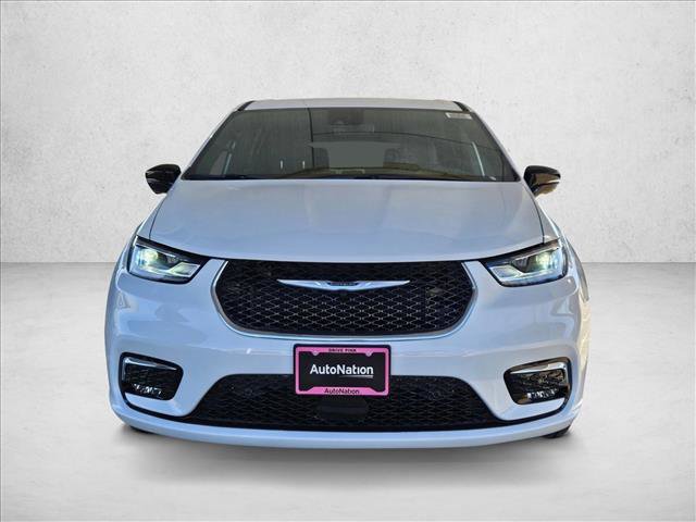 New 2026 Chrysler Pacifica Select FWD image 6