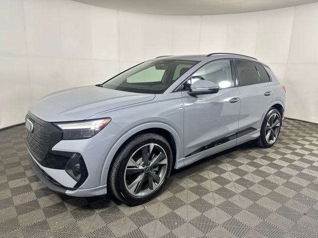 Used 2024 Audi Q4 e-tron Premium Plus w/ Premium Plus image 7