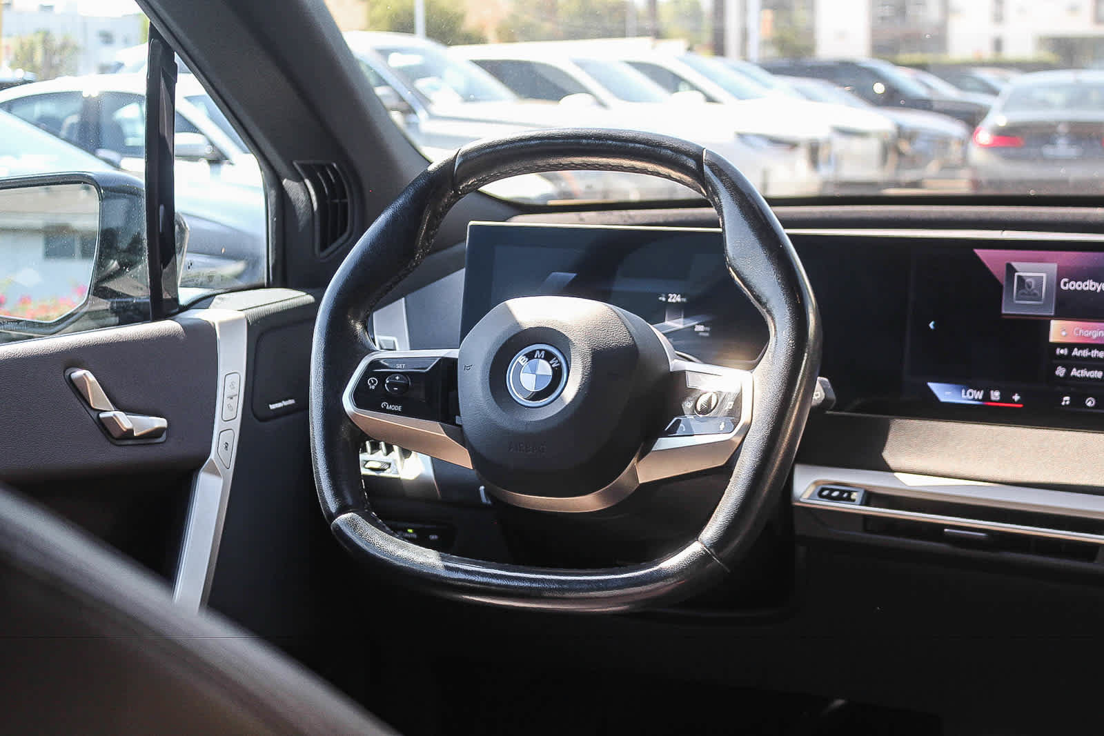 Used 2024 BMW iX xDrive50 w/ Convenience Package AWD/4WD image 13