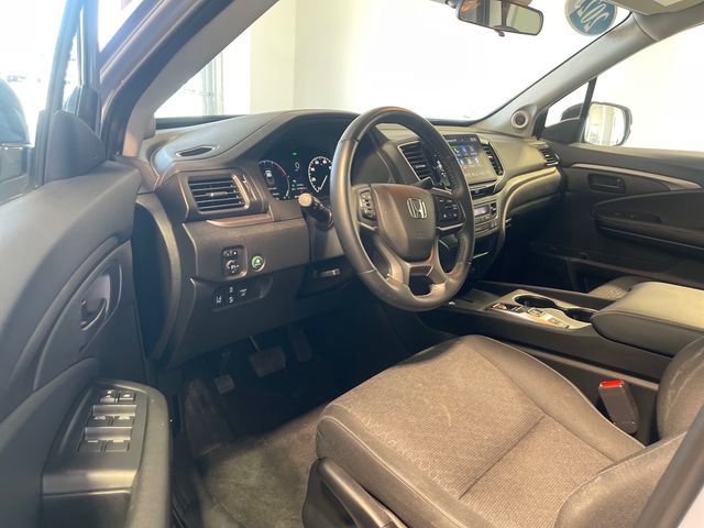 Certified 2025 Honda Ridgeline Sport image 6
