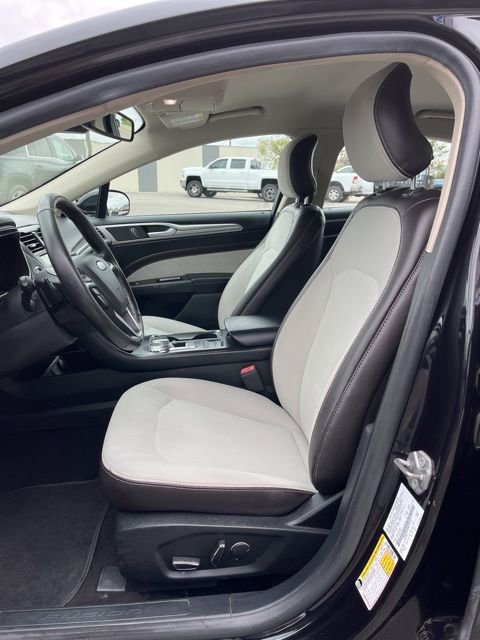 Used 2019 Ford Fusion SE w/ Equipment Group 151A image 30