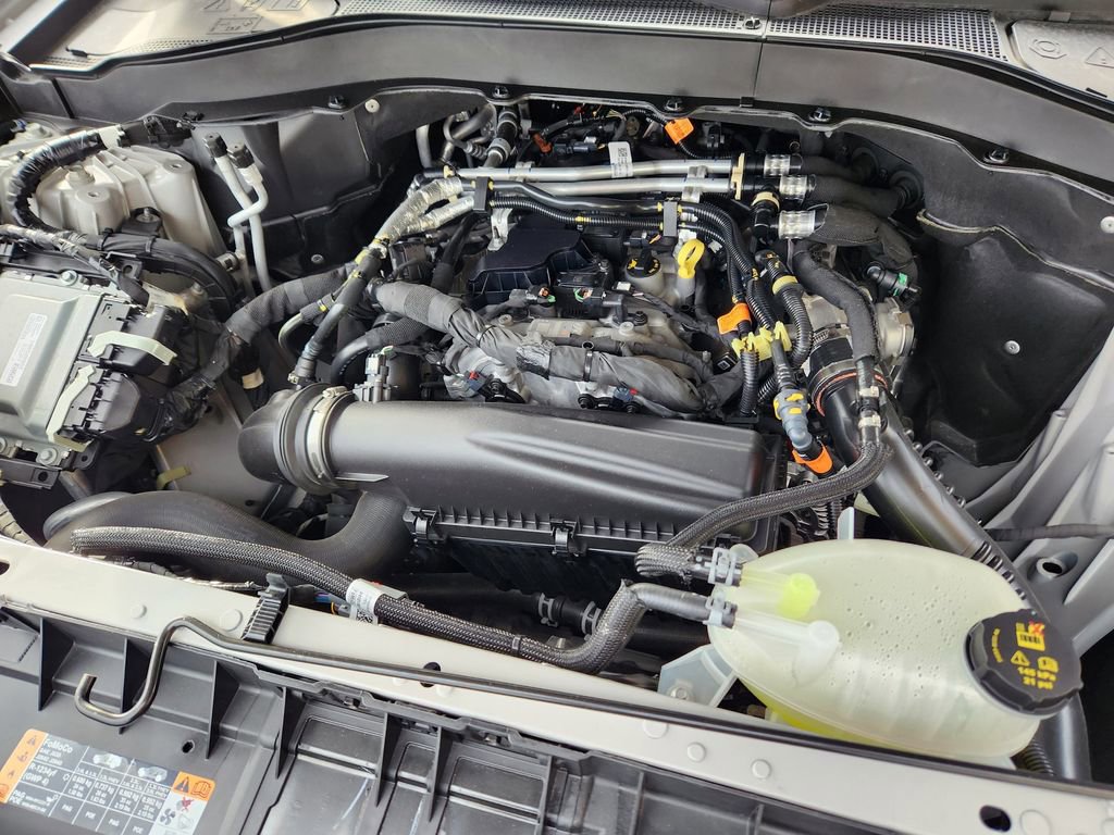 Used 2025 Ford Explorer Active w/ Active Comfort Package image 20