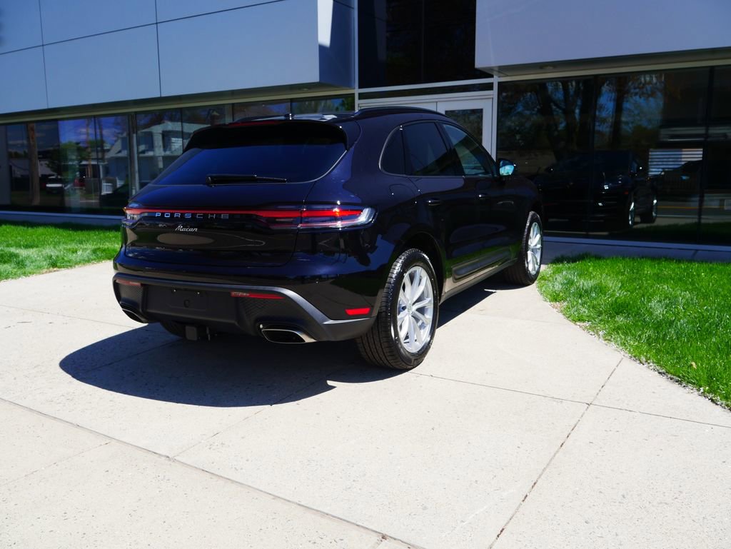 New 2026 Porsche Macan AWD/4WD image 7