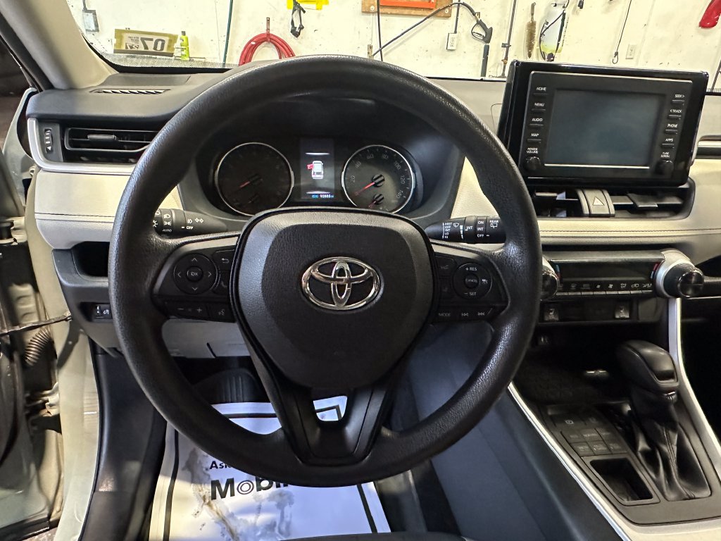 Used 2019 Toyota RAV4 XLE w/ Convenience Package AWD/4WD image 12
