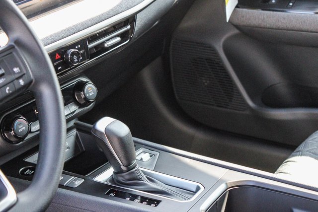 New 2026 Nissan Kicks SV image 23