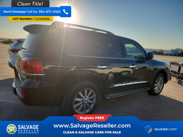 Used 2010 Lexus LX 570 4WD w/ Luxury Pkg image 4