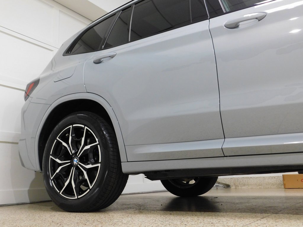 Used 2024 BMW X3 xDrive30i image 9