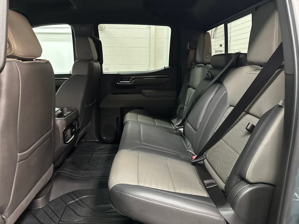 Used 2025 Chevrolet Silverado 1500 ZR2 w/ Technology Package AWD/4WD image 23