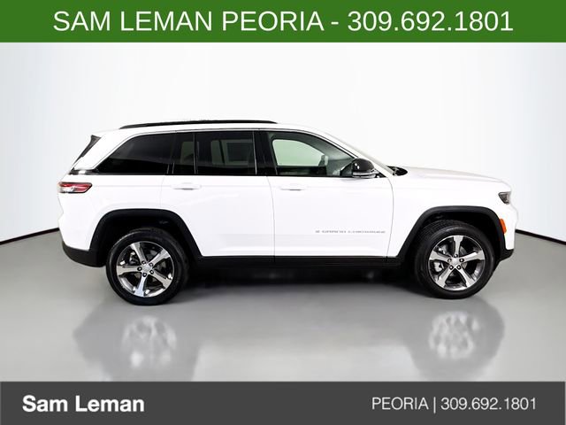 New 2025 Jeep Grand Cherokee Limited w/ Luxury Tech Group II image 8