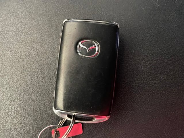 Used 2023 MAZDA MAZDA3 s FWD image 18
