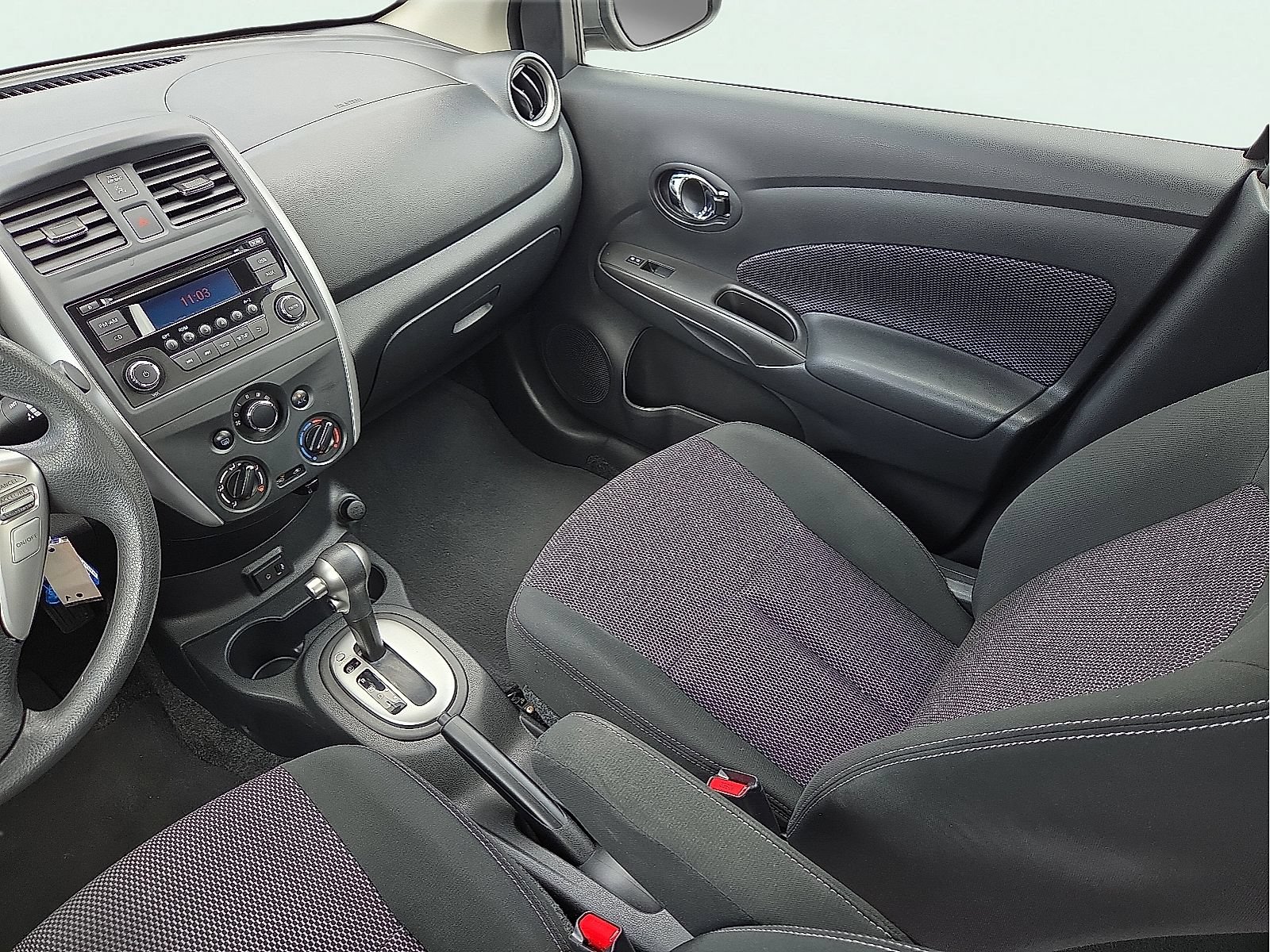 Used 2017 Nissan Versa SV FWD image 12