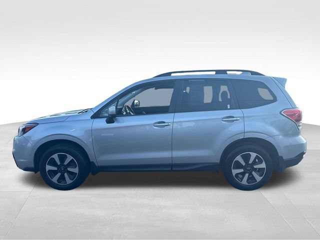 Used 2018 Subaru Forester 2.5i Premium AWD/4WD image 2