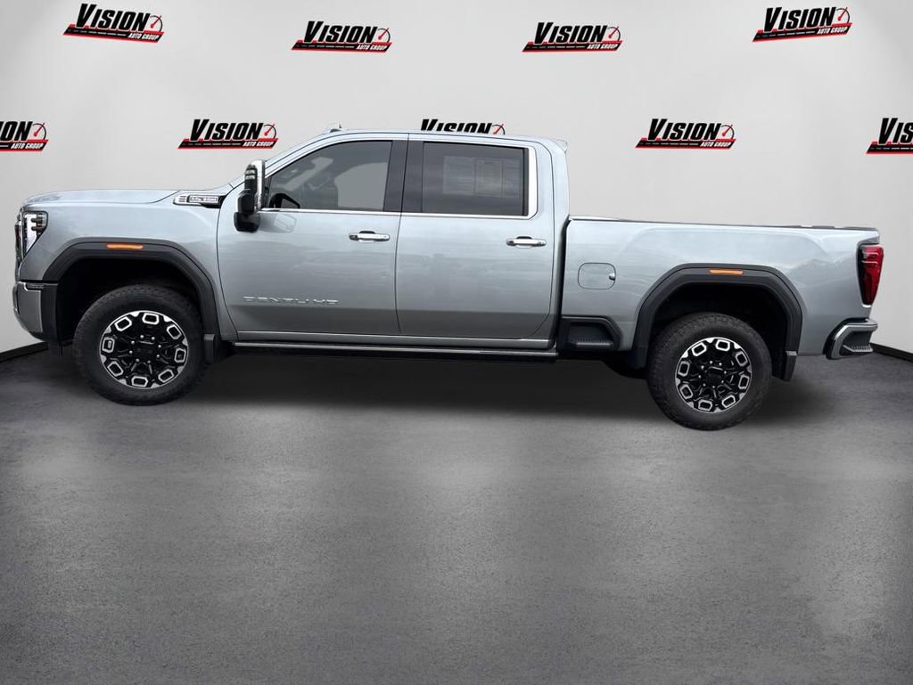 Used 2024 GMC Sierra 2500 Denali w/ Denali Reserve Package AWD/4WD image 8