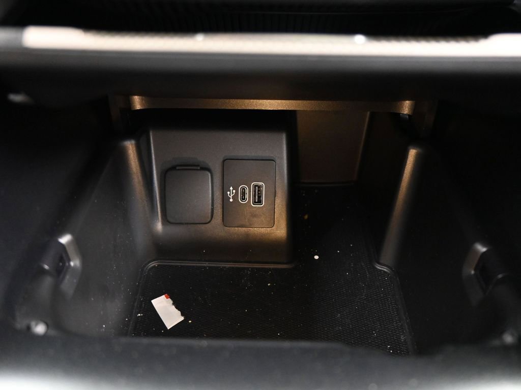 New 2025 Ford Explorer Active w/ Active Comfort Package image 21