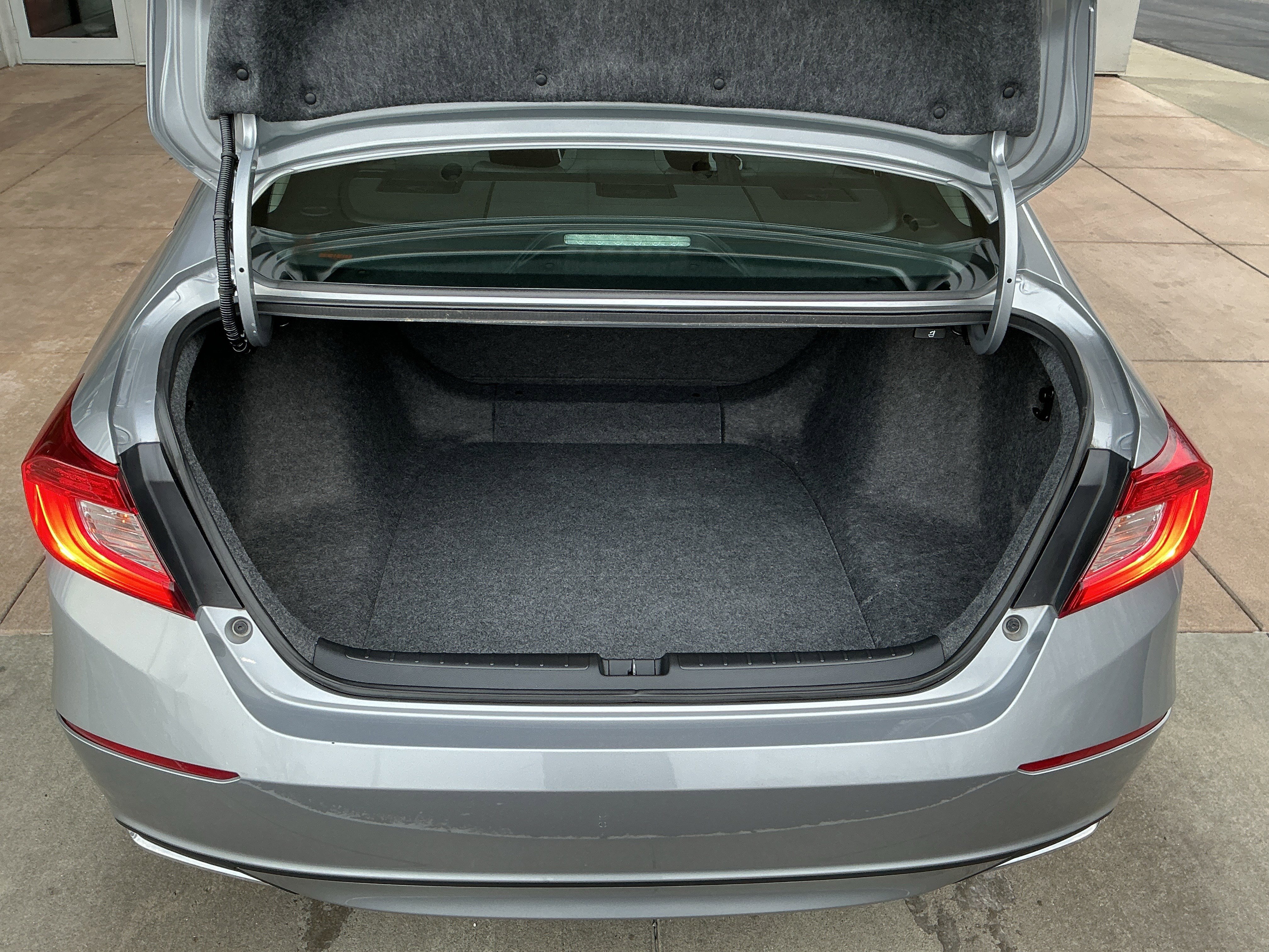 Used 2019 Honda Accord LX image 24