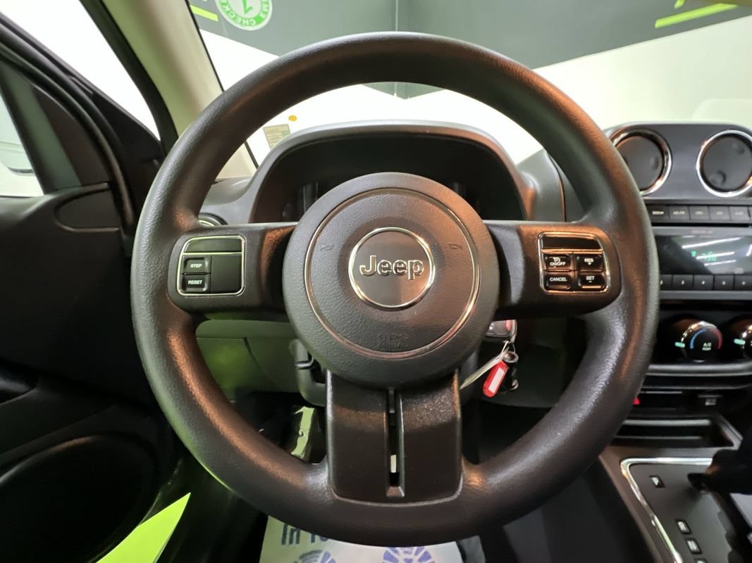 Used 2011 Jeep Compass 4WD image 20