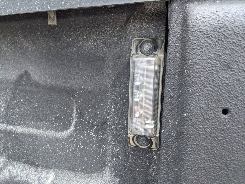 Used 2022 RAM 1500 Tradesman w/ Chrome Appearance Group AWD/4WD image 14