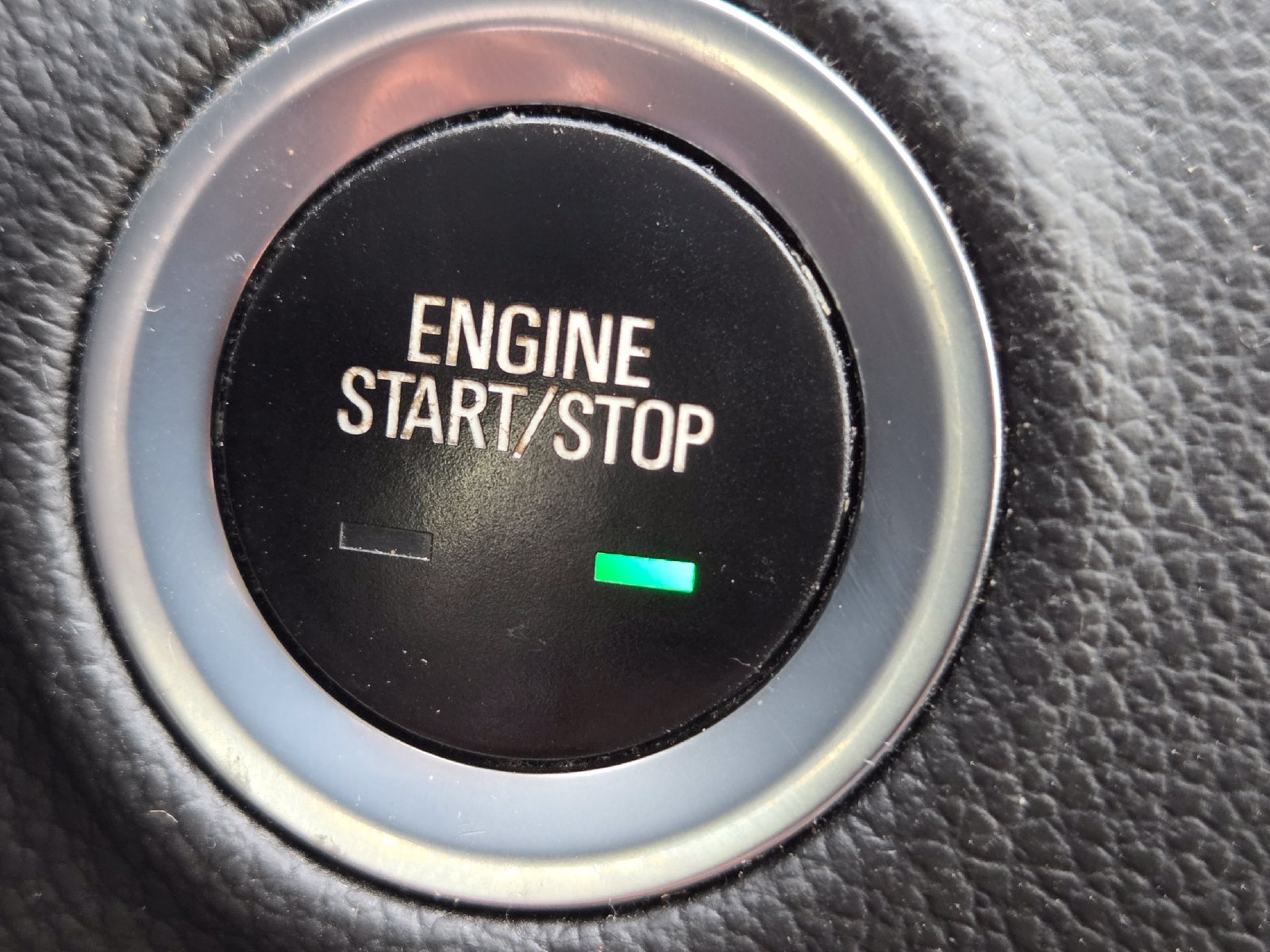 Used 2018 Buick Envision Essence AWD/4WD image 28