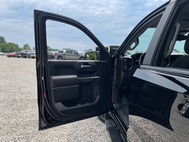 Used 2022 Chevrolet Silverado 1500 Custom AWD/4WD image 23