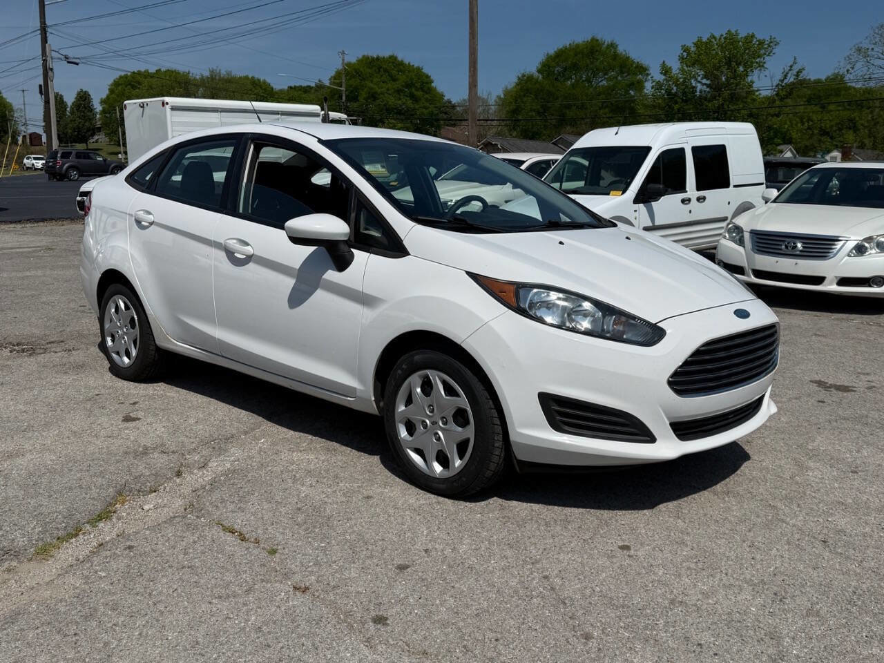 Used 2017 Ford Fiesta S FWD image 28