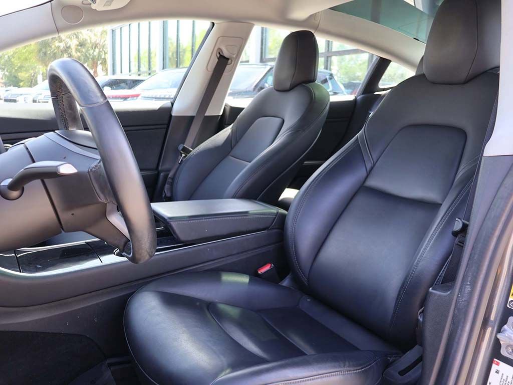 Used 2018 Tesla Model 3 Long Range AWD/4WD image 29