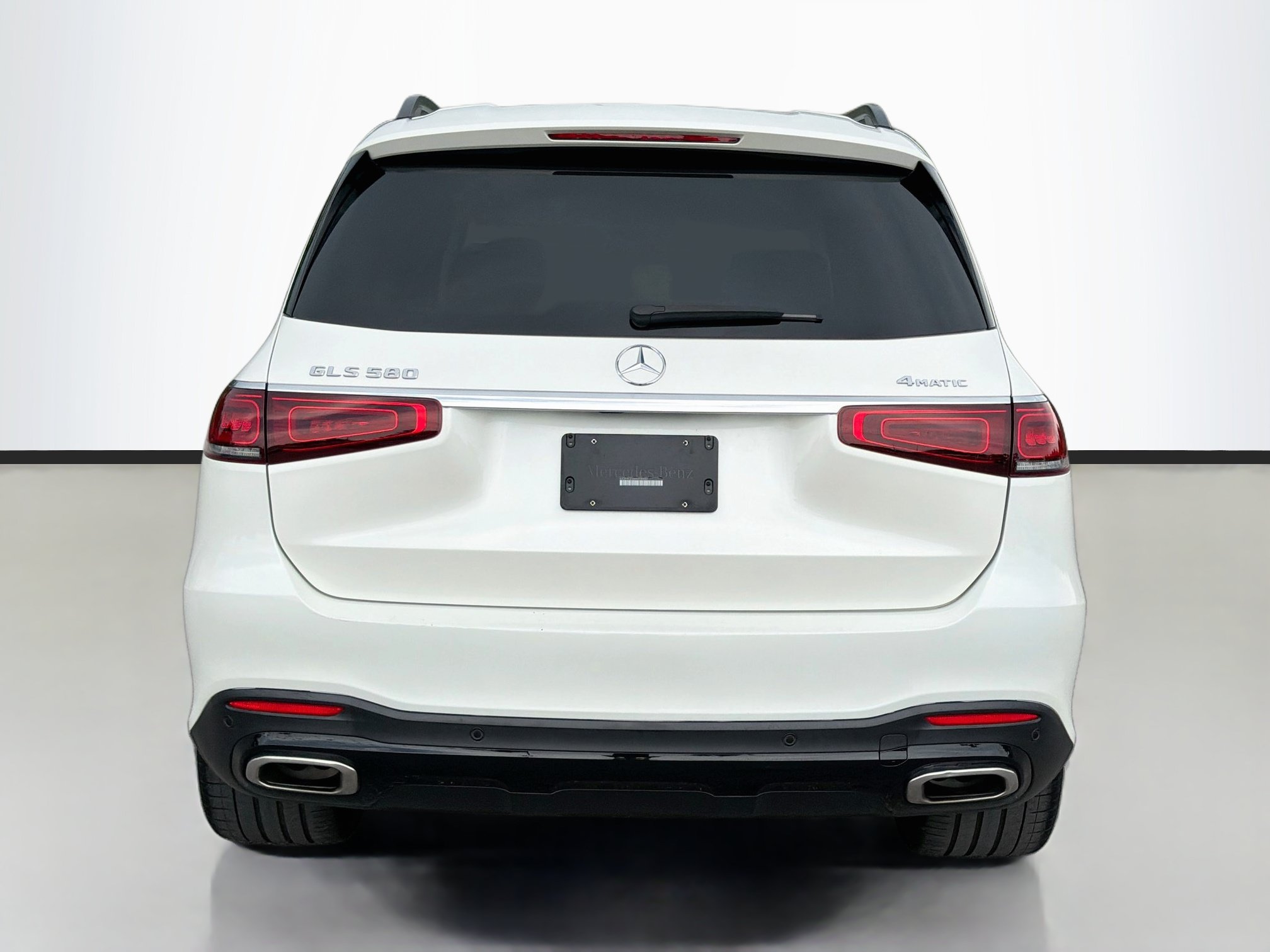 Used 2021 Mercedes-Benz GLS 580 4MATIC image 4