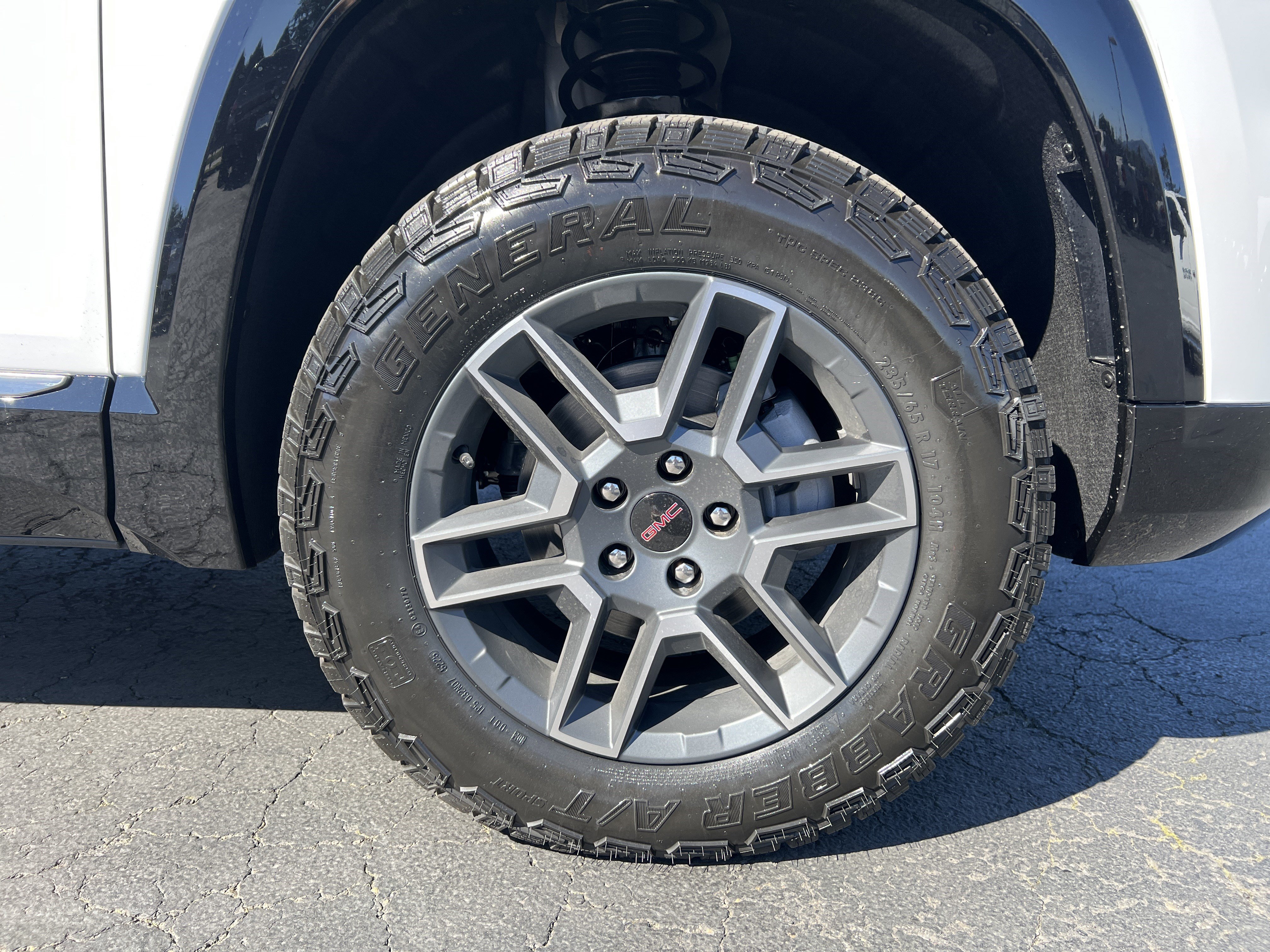 New 2026 GMC Terrain AT4 w/ Convenience Package III AWD/4WD image 11